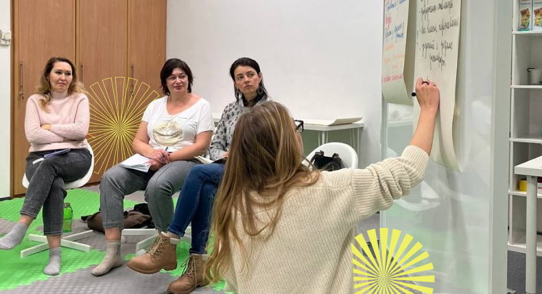 CHILDREN HUB hosted a training course for parents, "Add Strength", by psychotherapist and teacher Maryna Stepanchenko | FFU